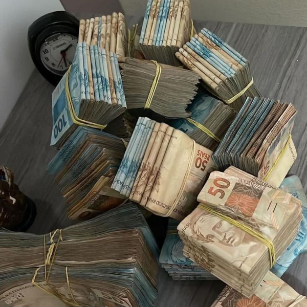 KIT FRIGOBAR OU R$2.000.00 NA SUA CONTA!🫵🏼💰